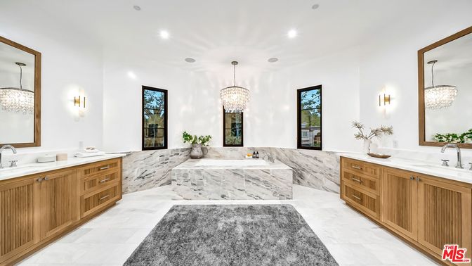 Bathroom, Chandelier, Dual Sink Vanities, Interior, Marble, Pendant Lights, Recessed Lighting