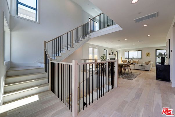 Dining room, Interior, Living room, Recessed Lighting, Wood Texture Flooring