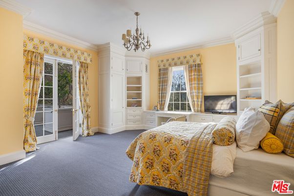 Bedroom, Chandelier, Interior