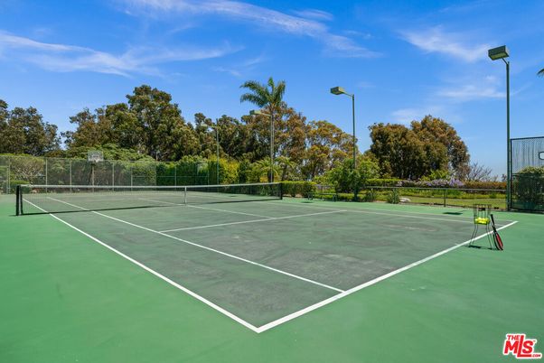 Exterior, Tennis Courts