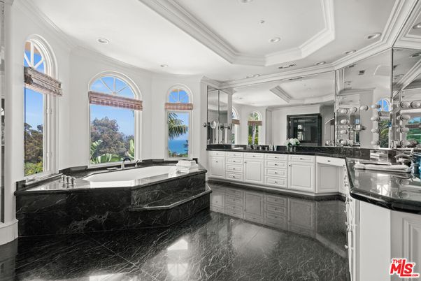 Bathroom, Dual Sink Vanities, Interior, Marble, Recessed Lighting