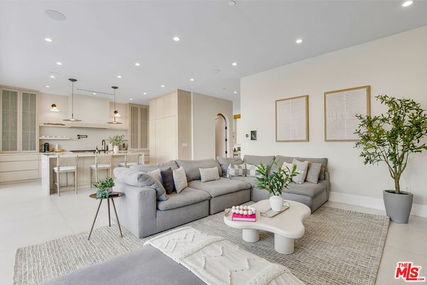 Interior, Kitchen, Living room, Pendant Lights, Recessed Lighting