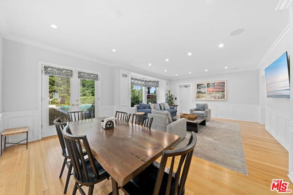 Dining room, Interior, Living room, Recessed Lighting, Wood Texture Flooring