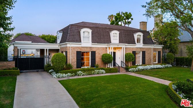 Attached, Exterior, Facade, Brick Facade, French Provincial