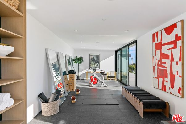Fitness Equipment, Interior, Recessed Lighting