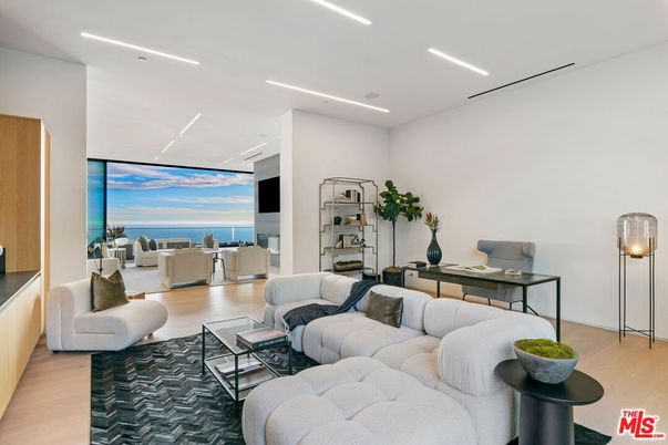 Interior, Living room, Recessed Lighting, Water, Wood Texture Flooring