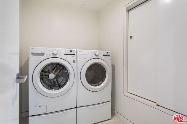 Interior, Utility Closets, Washer