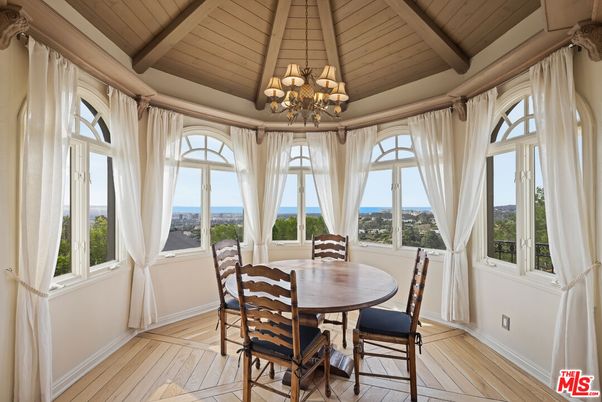 Chandelier, Dining room, Interior, Water, Wooden Beams, Wooden Ceilings, Wood Texture Flooring