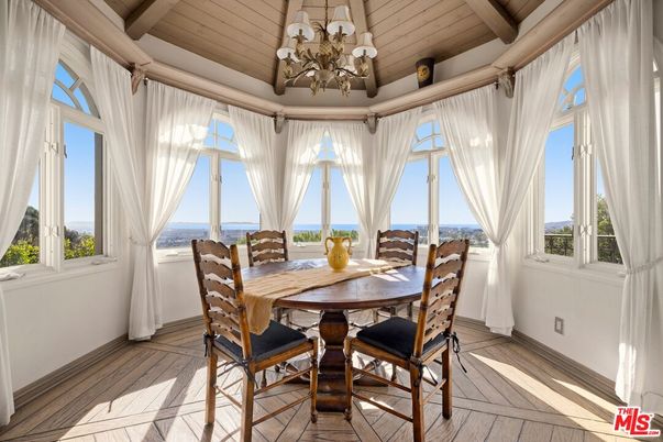Chandelier, Dining room, Interior, Water, Wooden Ceilings, Wood Texture Flooring