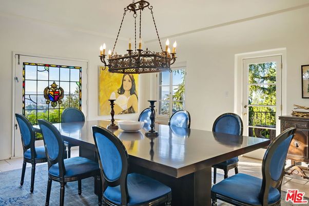 Chandelier, Dining room, Interior