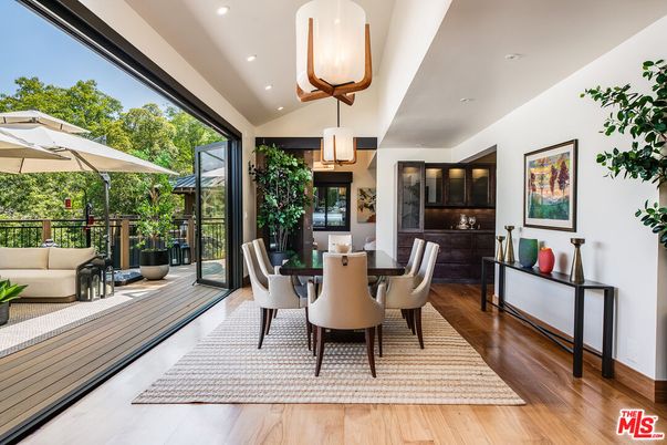 Dining room, Interior, Pendant Lights, Recessed Lighting, Wood Texture Flooring