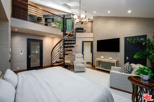 Bedroom, Chandelier, Interior, Recessed Lighting