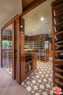 Interior, Recessed Lighting, Wine Storage