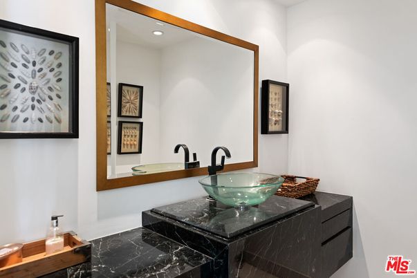 Bathroom, Dual Sink Vanities, Interior, Marble, Recessed Lighting