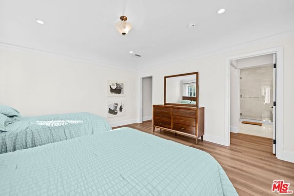 Bathroom, Bedroom, Interior, Recessed Lighting, Wood Texture Flooring