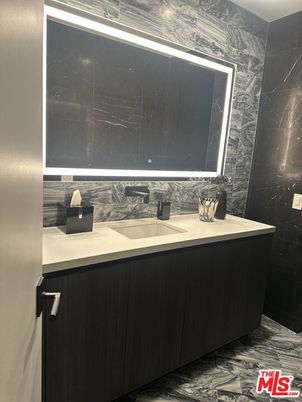 Bathroom, Interior, Marble Walls