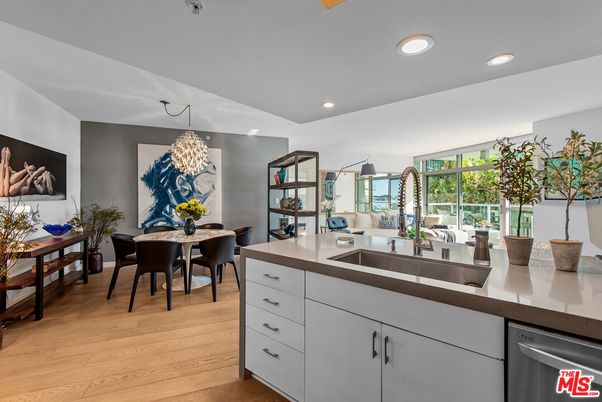 Dining room, Interior, Kitchen, Recessed Lighting, Wood Texture Flooring