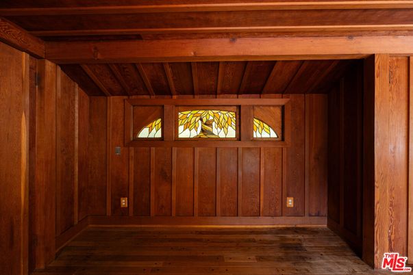Empty room, Interior, Wooden Beams, Wooden Ceilings, Wood Texture Flooring, Wooden Walls