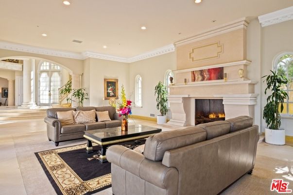 Fireplace, Interior, Living room, Recessed Lighting