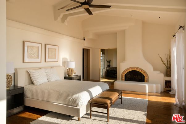 Bedroom, Fireplace, Interior, Wood Texture Flooring