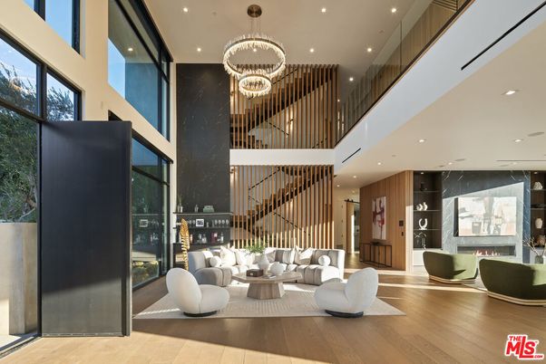 Fireplace, Interior, Living room, Pendant Lights, Recessed Lighting, Wood Texture Flooring