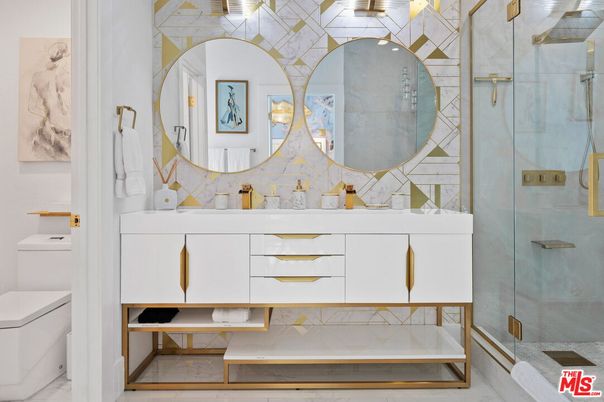 Bathroom, Dual Sink Vanities, Glass Shower, Interior