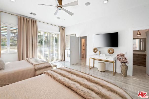 Bedroom, Home Office, Interior, Recessed Lighting, Wood Texture Flooring