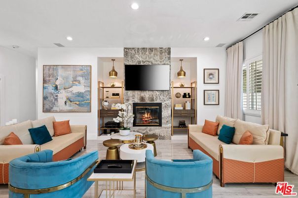 Fireplace, Interior, Living room, Pendant Lights, Recessed Lighting, Wood Texture Flooring