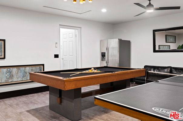 Billiard Table, Game Room, Interior, Recessed Lighting