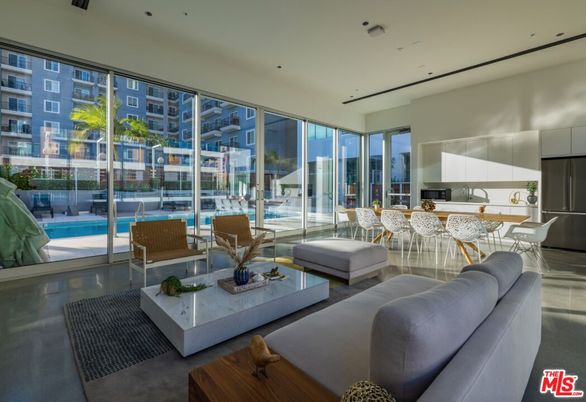Dining room, Interior, Kitchen, Living room, Recessed Lighting