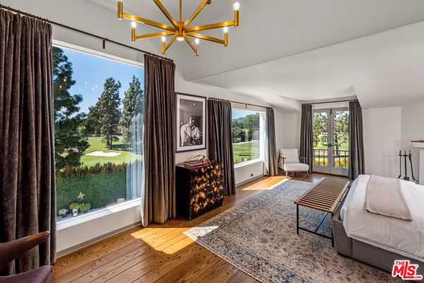Bedroom, Interior, Pendant Lights, Wood Texture Flooring
