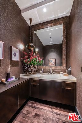 Bathroom, Interior, Pendant Lights, Recessed Lighting, Wood Texture Flooring