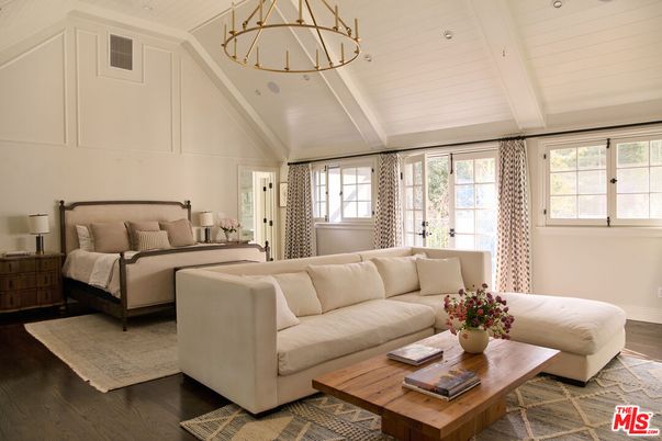 Bedroom, Chandelier, Interior, Living room, Recessed Lighting, Wood Texture Flooring