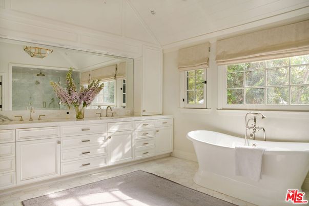 Bathroom, Dual Sink Vanities, Free Standing Baths, Interior
