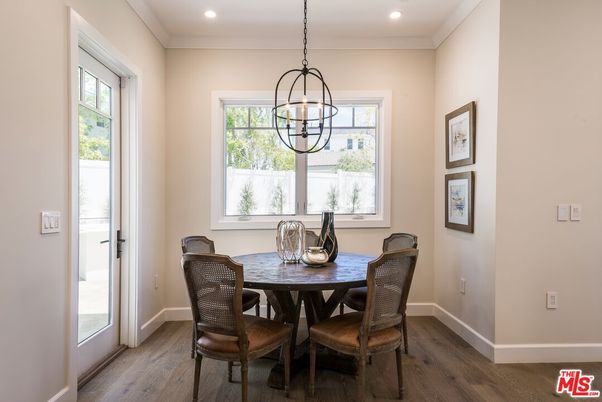 Chandelier, Dining room, Interior, Pendant Lights, Recessed Lighting, Wood Texture Flooring