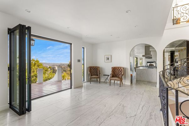 Interior, Kitchen, Marble, Recessed Lighting