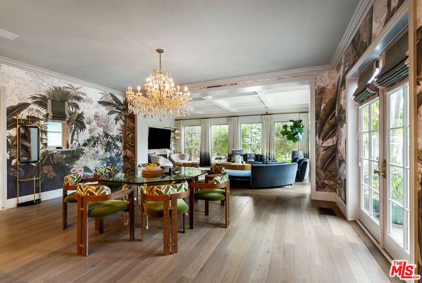 Chandelier, Dining room, Interior, Living room, Wood Texture Flooring