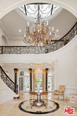 Chandelier, Interior, Recessed Lighting