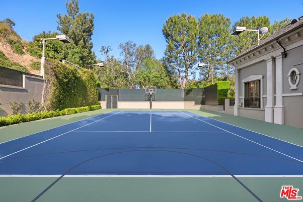 Exterior, Tennis Courts