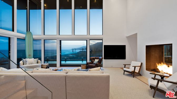 Fireplace, Interior, Living room, Recessed Lighting, Water