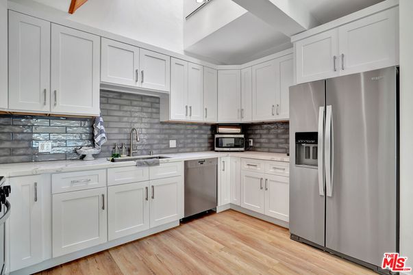 Interior, Kitchen, Stainless Steel Appliances, Wood Texture Flooring