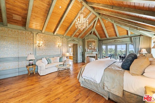 Bedroom, Chandelier, Interior, Wooden Beams, Wooden Ceilings, Wood Texture Flooring