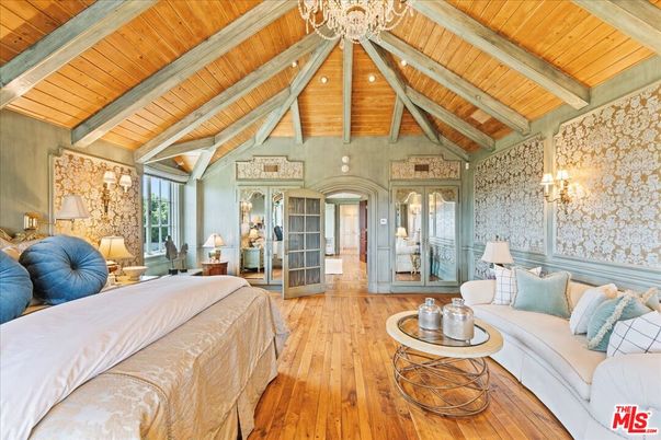 Bedroom, Interior, Living room, Wooden Beams, Wooden Ceilings, Wood Texture Flooring