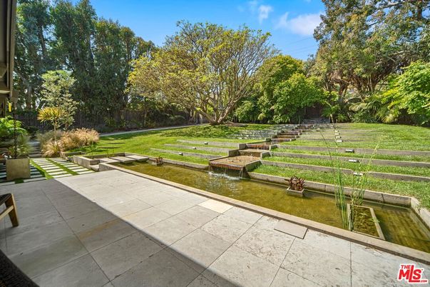 Backyard, Exterior, Lake