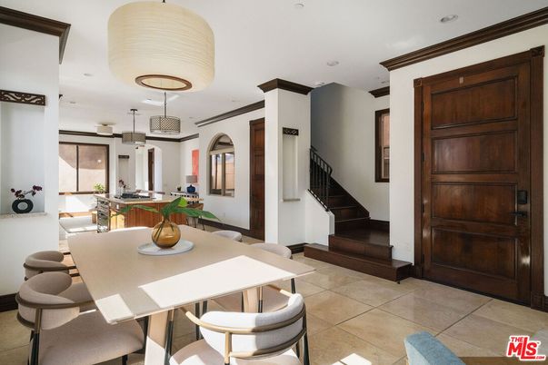 Dining room, Interior, Pendant Lights, Recessed Lighting