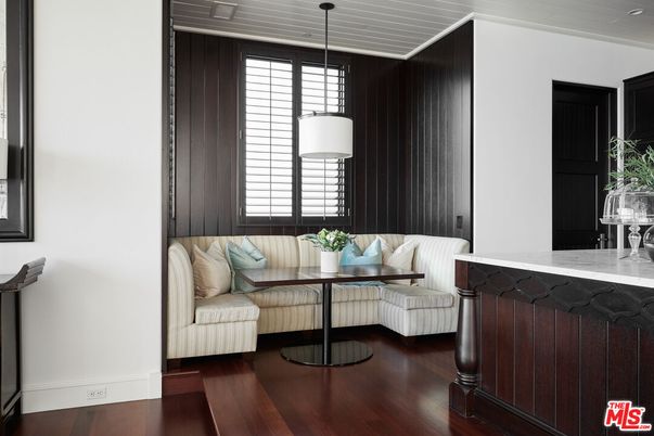 Interior, Living room, Pendant Lights, Wood Texture Flooring