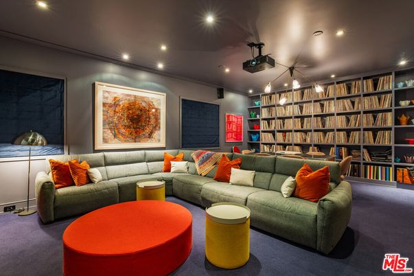 Interior, Living room, Pendant Lights, Recessed Lighting