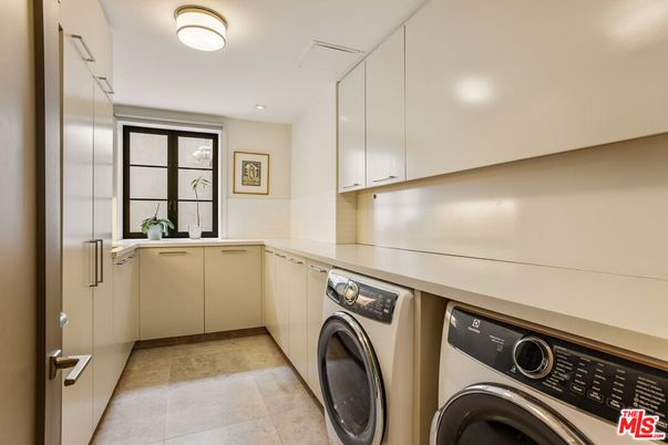 Interior, Recessed Lighting, Washer