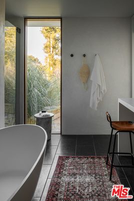 Bathroom, Free Standing Baths, Interior