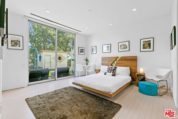 Bedroom, Dining room, Interior, Recessed Lighting, Wood Texture Flooring